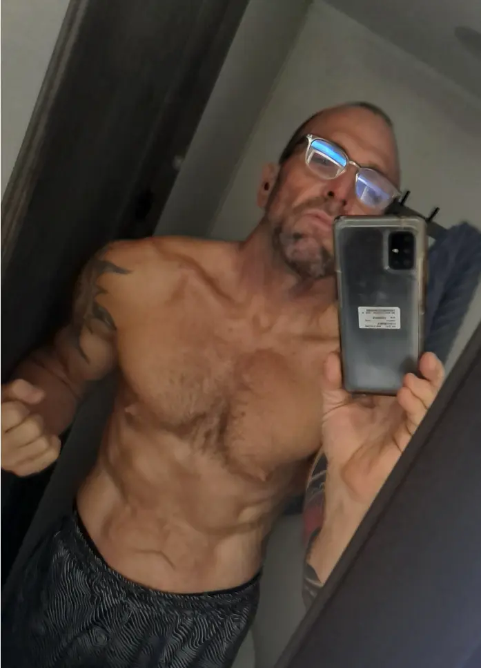 Brian Ferguson, shredded physique